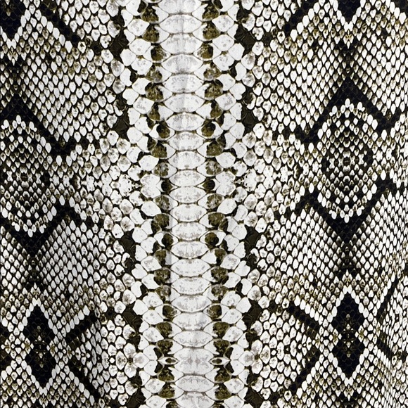 J. Crew Drapey tie-neck top in snakeskin print long sleeve blouse, size 8 - Picture 11 of 11